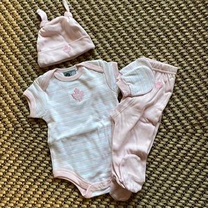 ⭐️SET OF 4⭐️ NHL Newborn Girl’s Toronto Maple Leafs Set. 0-3M